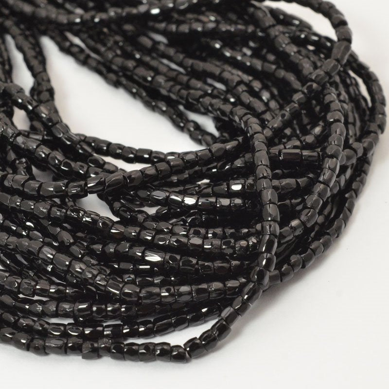 Czech Cut Seedbeads - 9/0 - Jet Black (hank)