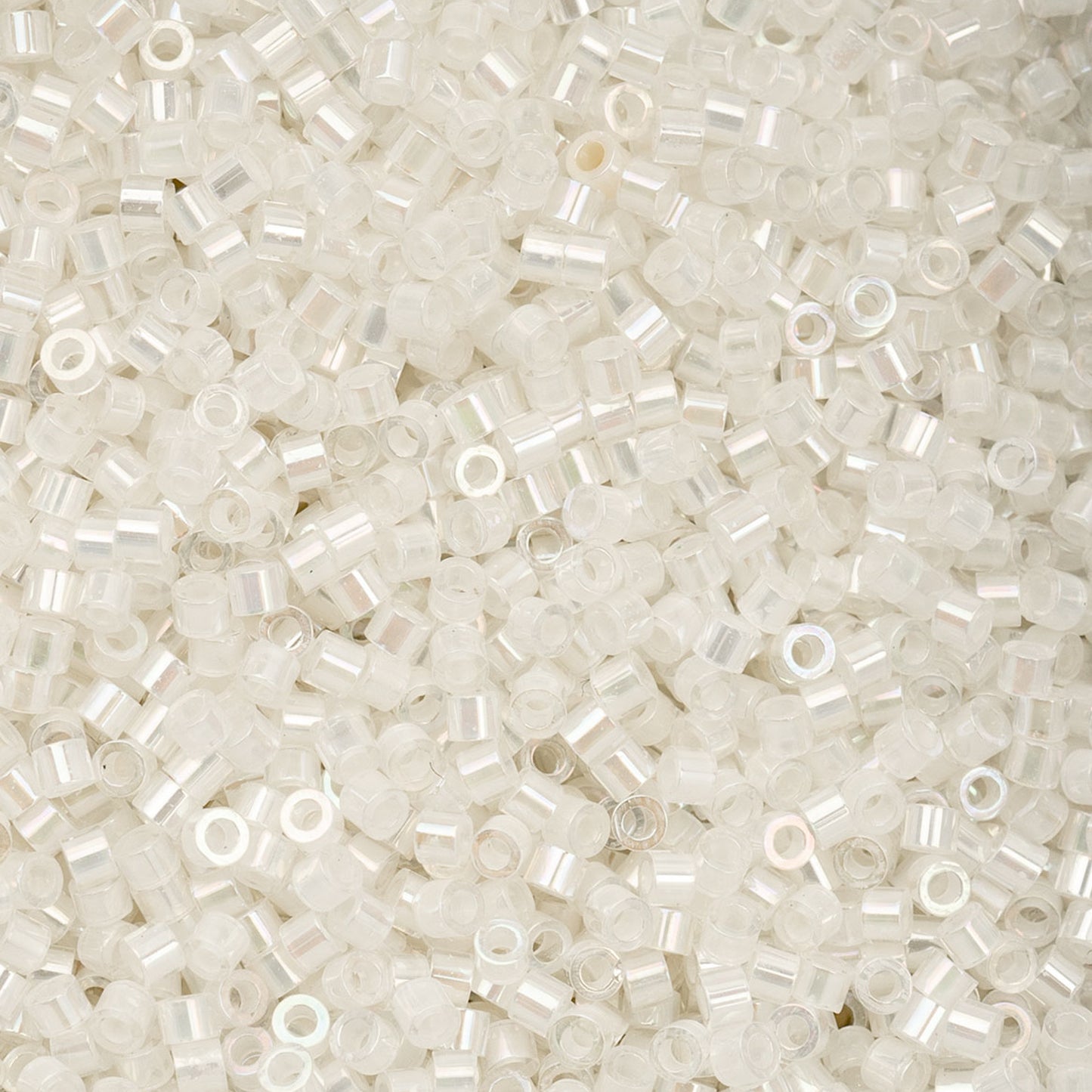Cylin Bead - 11/0 - Off White AB (25g)