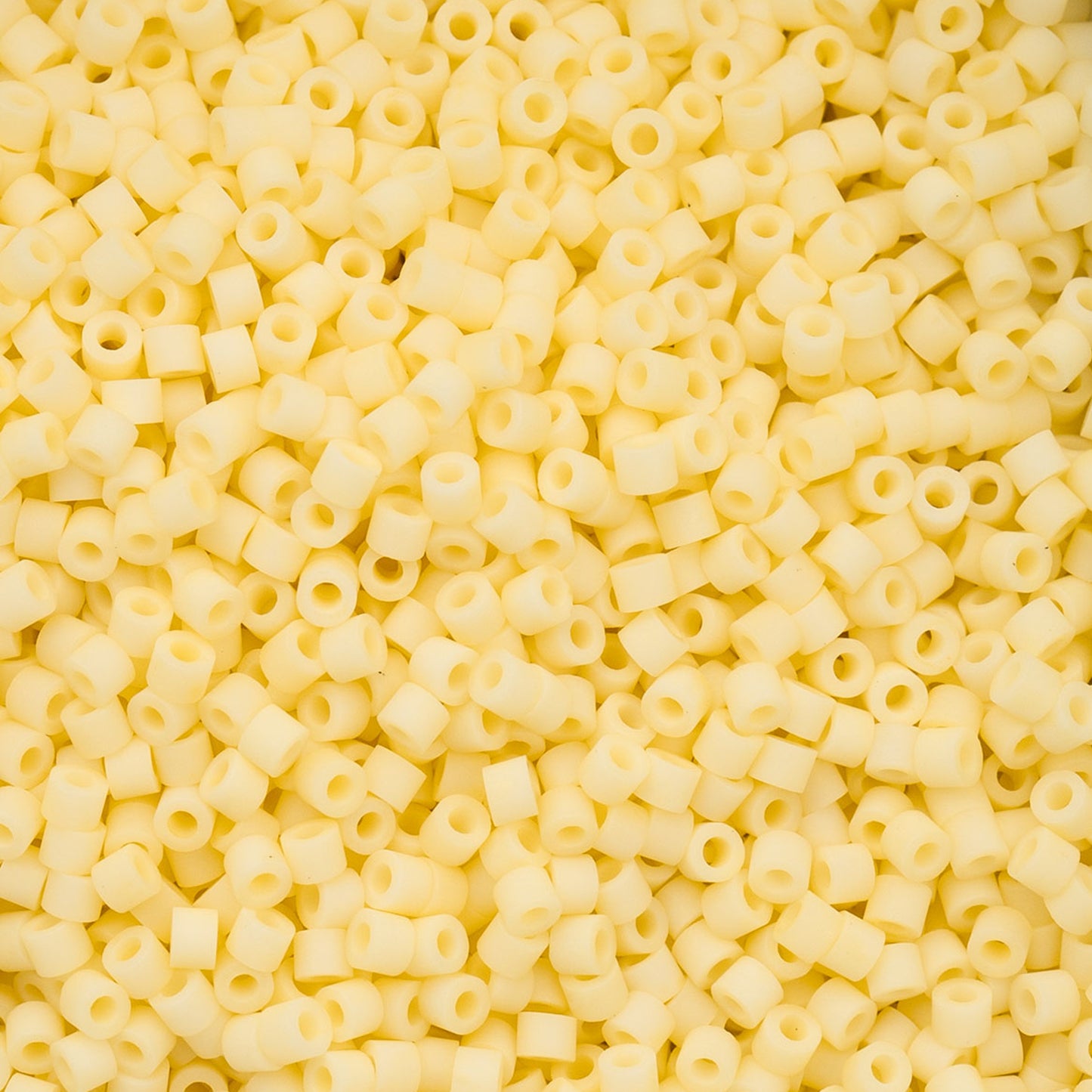 Cylin Bead - 11/0 - Matte Macaron - Butter Cream (25g)