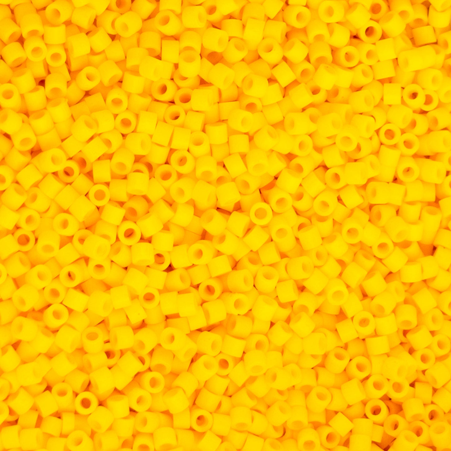Cylin Bead - 11/0 - Matte - Opaque Butterlight (25g)