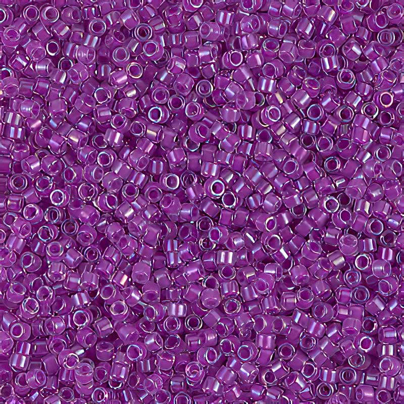 Delica 11/0 Beads - db0073 - Lined Lilac AB 5.2g