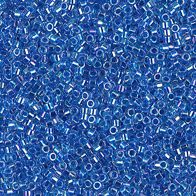 Delica 11/0 Beads - db0077 - Lined Light Blue AB 7.1g