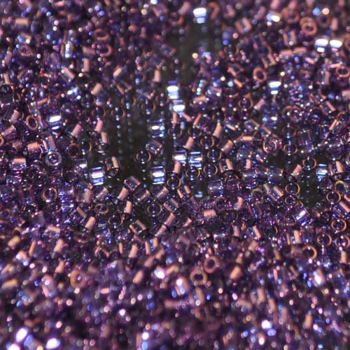 Delica 15/0 Beads - db15-0117 - Lavender Blue Transparent Gold Luster 5.2g