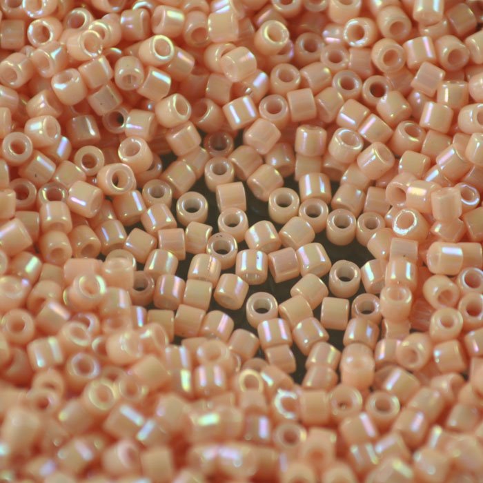 Delica 10/0 Beads - dbm0207 - Opaque Tea Rose AB 7.2g