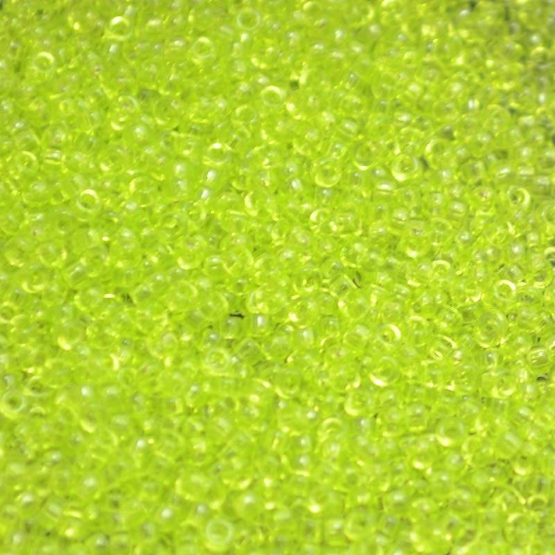 Miyuki Seed Beads 15/0 mb15-0143 - Transparent Chartreuse