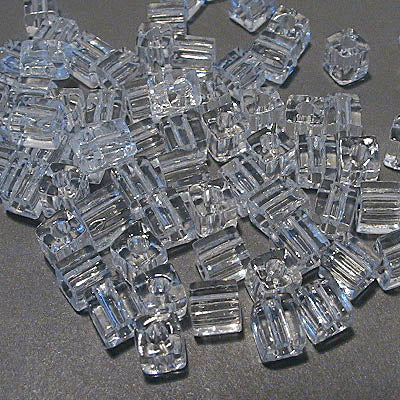 Miyuki Cube - 4mm - Crystal Clear