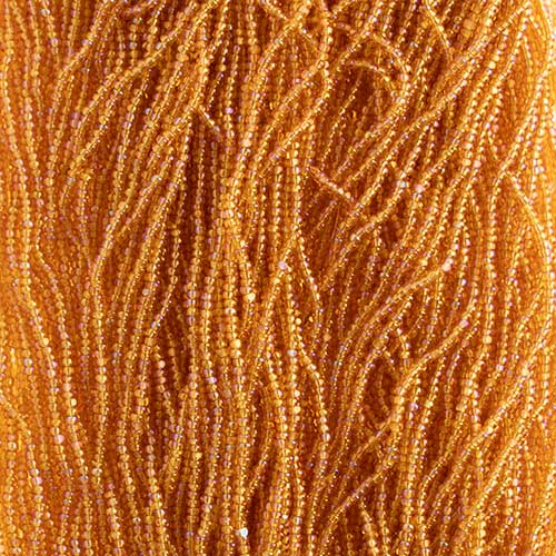 Czech Cut Seedbeads - 11/0 - Transparent Topaz Rainbow (half hank