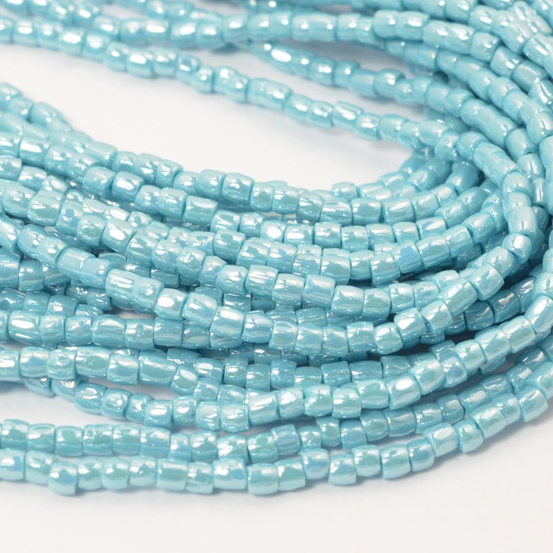Czech Cut Seedbeads - 9/0 - Opaque Turquoise Blue Lustre (hank)