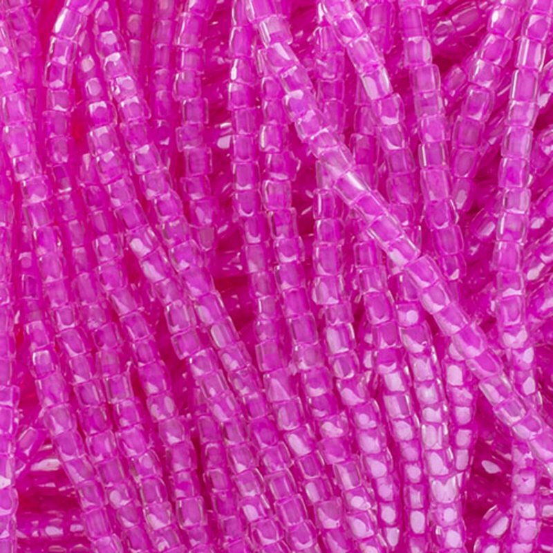 Czech Cut Seedbeads - 9/0 - Colour Lined Crystal / Fuchsia (hank)