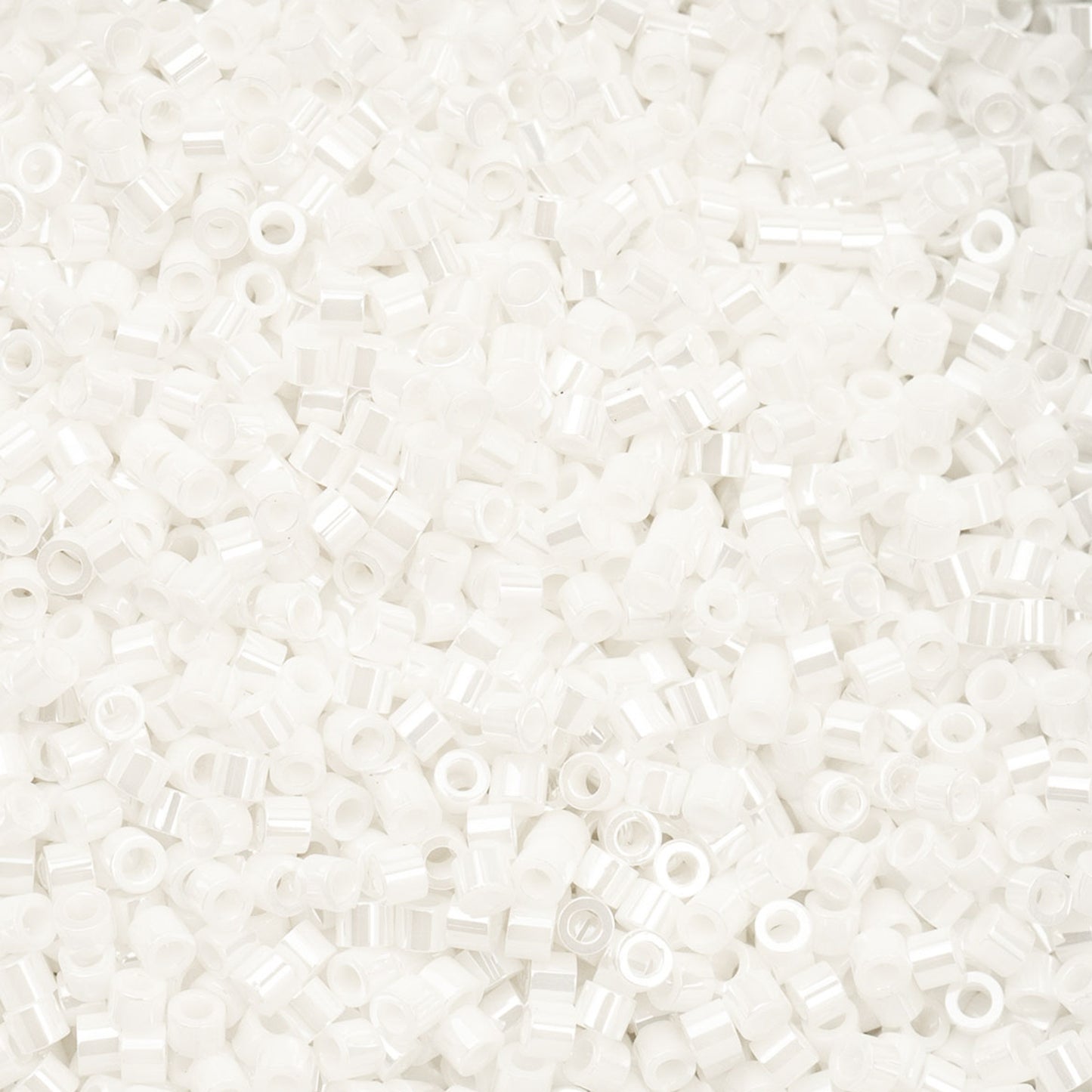 Cylin Bead - 11/0 - White Pearl Luster (25g)