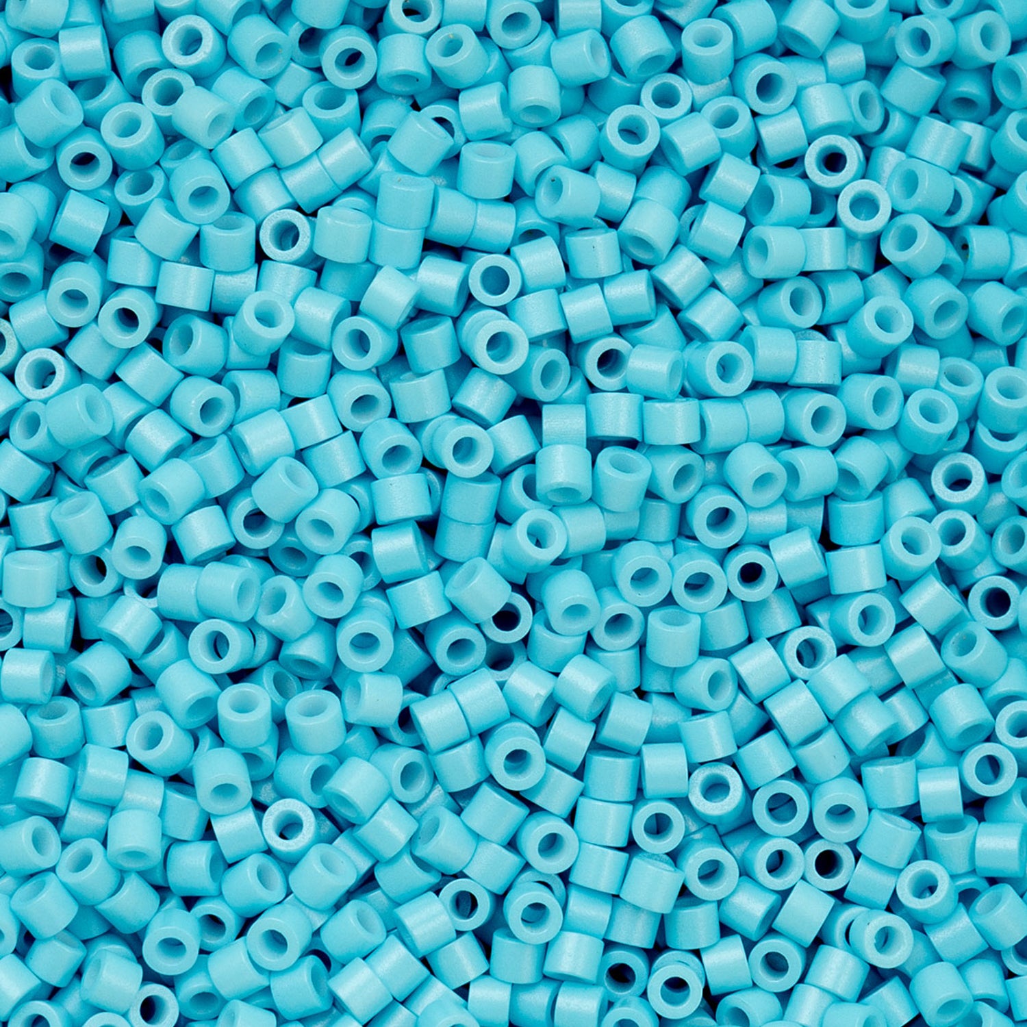 Cylin Bead - 11/0 - Opaque Light Blue (25g)