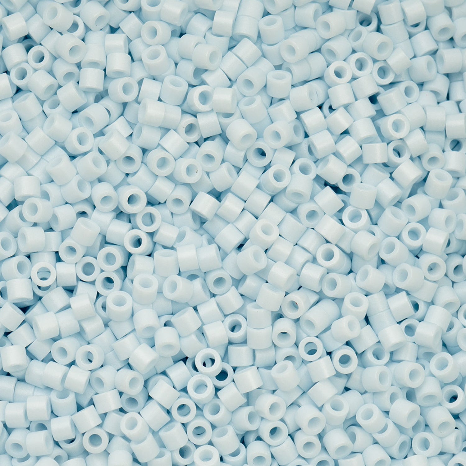 Cylin Bead - 11/0 - Opaque Light Blue Sky (25g)