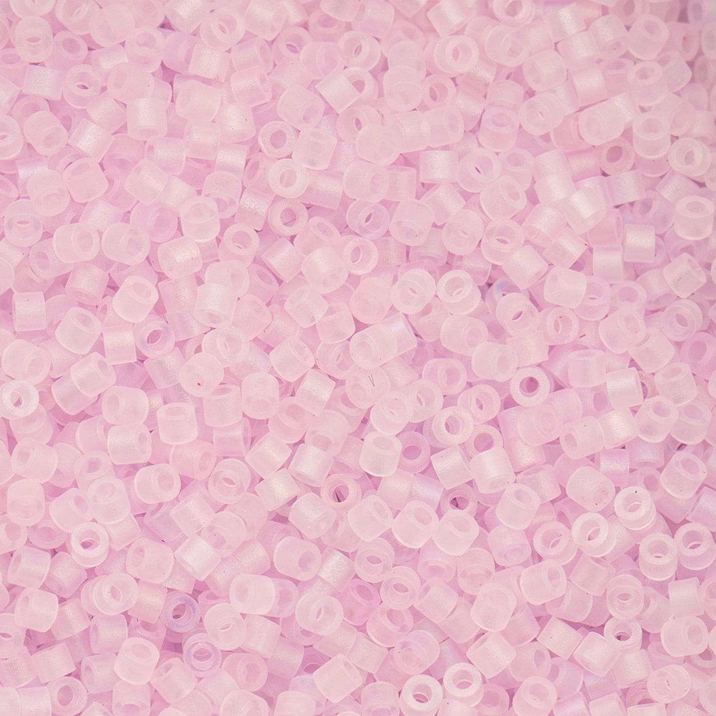 Cylin Bead - 11/0 - Matte Macaron AB - Pastel Lilac (25g)