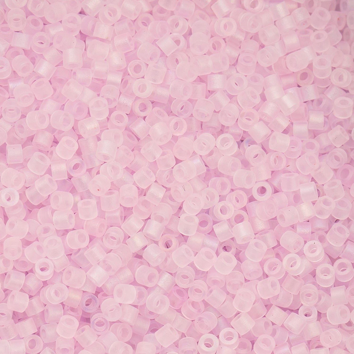 Cylin Bead - 11/0 - Matte Macaron AB - Pastel Lilac (25g)