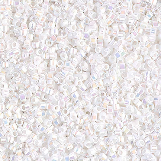 Delica 11/0 Beads - db0202 - White Pearl AB 5.2g
