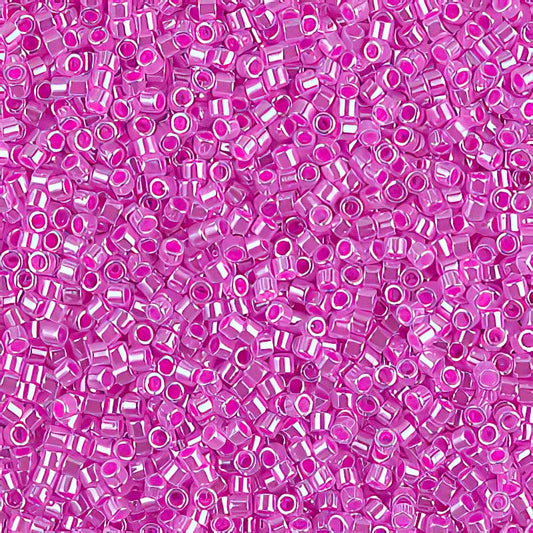 Delica 11/0 Beads - db0247 - Lined Crystal/Fuchsia 5.2g