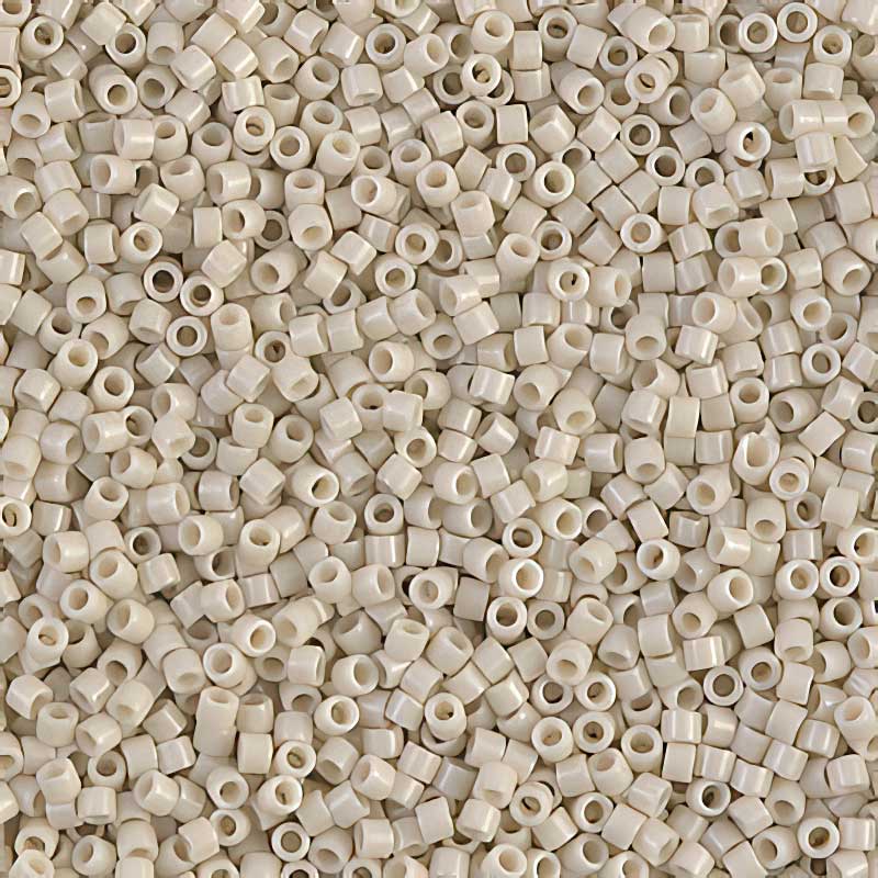 Delica 11/0 Beads - db0261 - Opaque Linen Lustre 5.2g