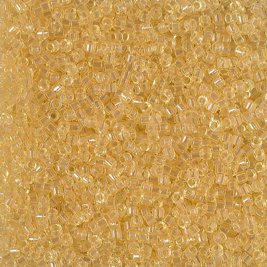 Delica 11/0 Beads - db1112 - Transparent Crystal Ivory 7.5g