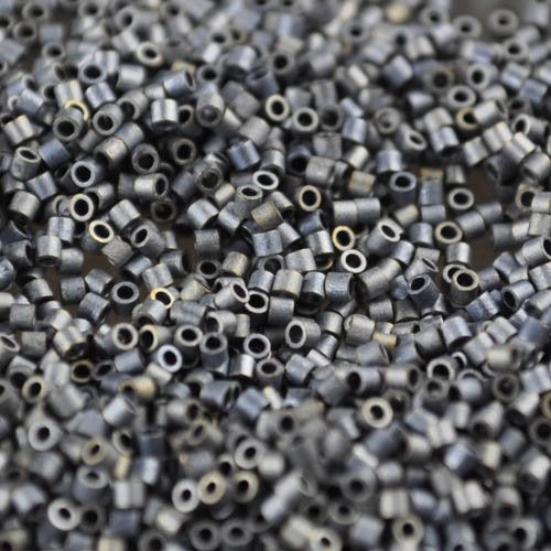 Delica 15/0 Beads - db15-0307 - Dark Silver Grey AB Matte 5.2g