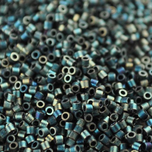Delica 15/0 Beads - db15-0324 - Matte Metallic Green Iris 5g