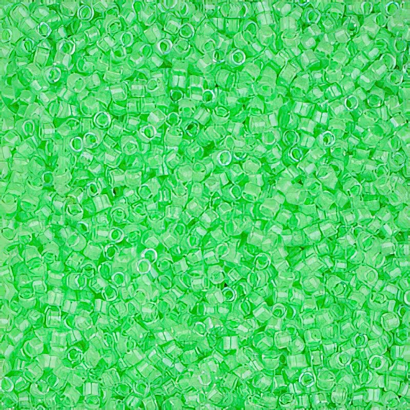 Delica 11/0 Beads - db2040 - Luminous Mint Green 5.2g