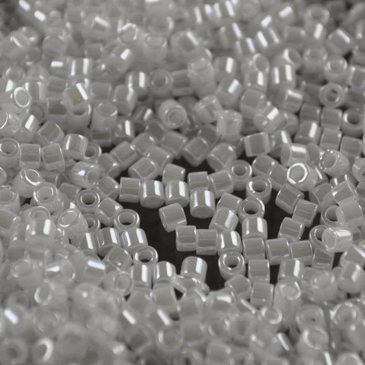 Delica 10/0 Beads - dbm0201 - White Pearl Ceylon 5.2g