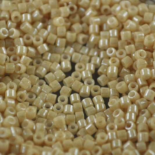 Delica 10/0 Beads - dbm0204 - Antique Beige Ceylon 7.2g