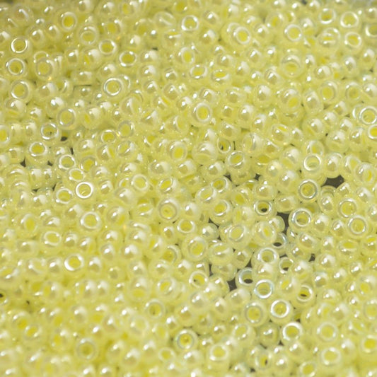 Miyuki Seed Beads 11/0 - mb11-0514 - Light Yellow Ceylon 10g