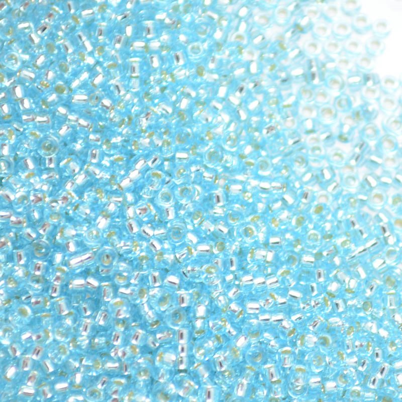 Miyuki Seed Beads 15/0 mb15-0018 - Silver Lined Aqua
