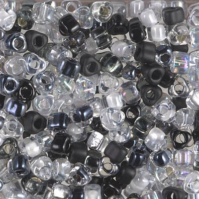 Miyuki Triangles - 5/0 - Salt and Pepper Mix