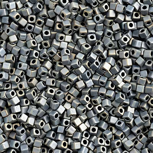 Miyuki Cube - 1.8mm - Matte Metallic Silver Gray AB